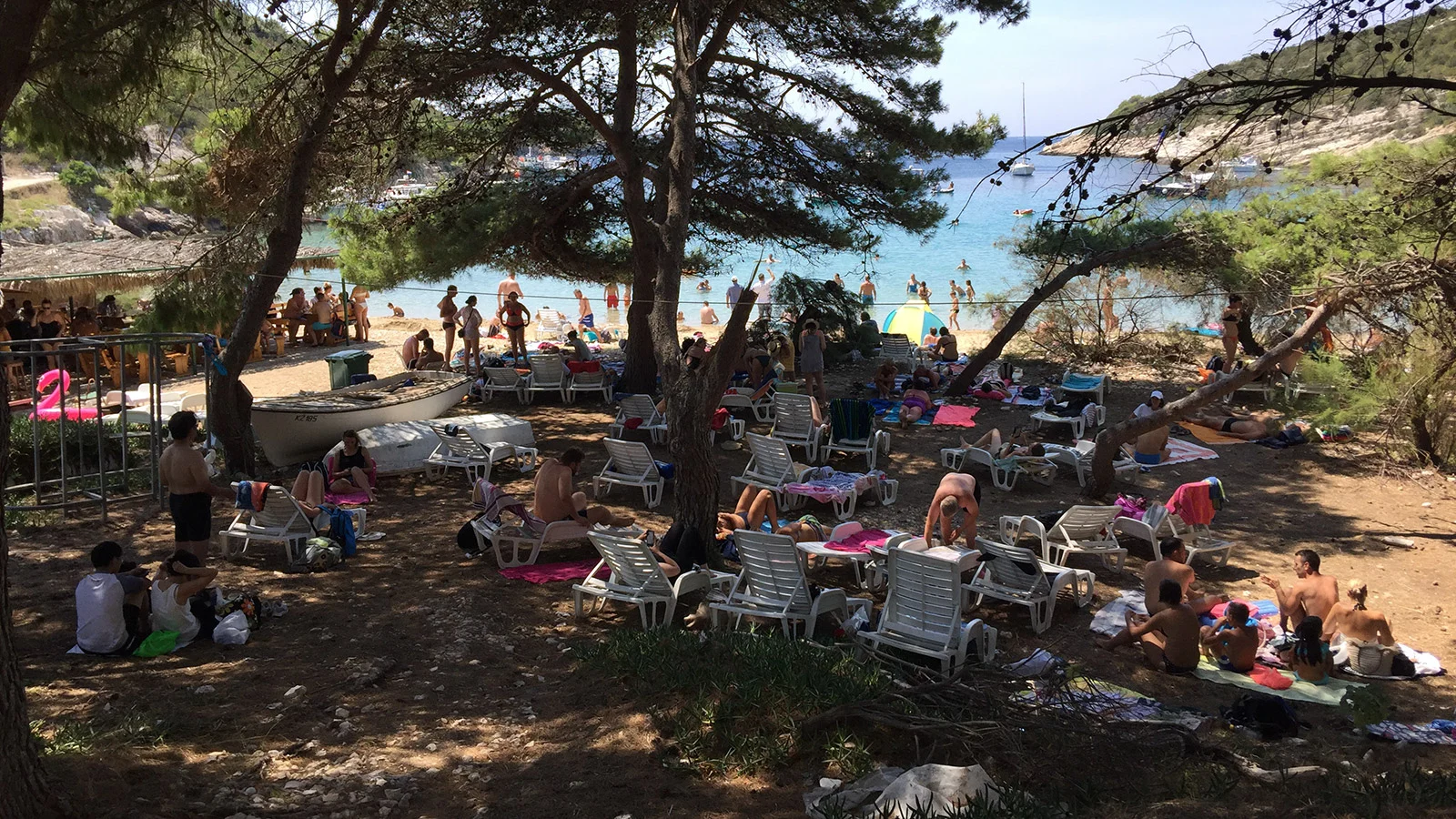Bisevo Island Mass Tourism